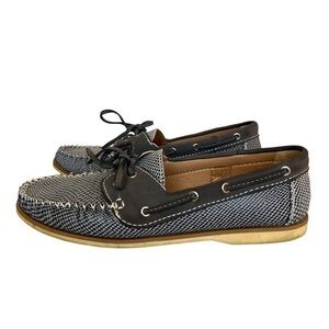 One O One Women’s Boat Shoes Snakeskin Print Size 8